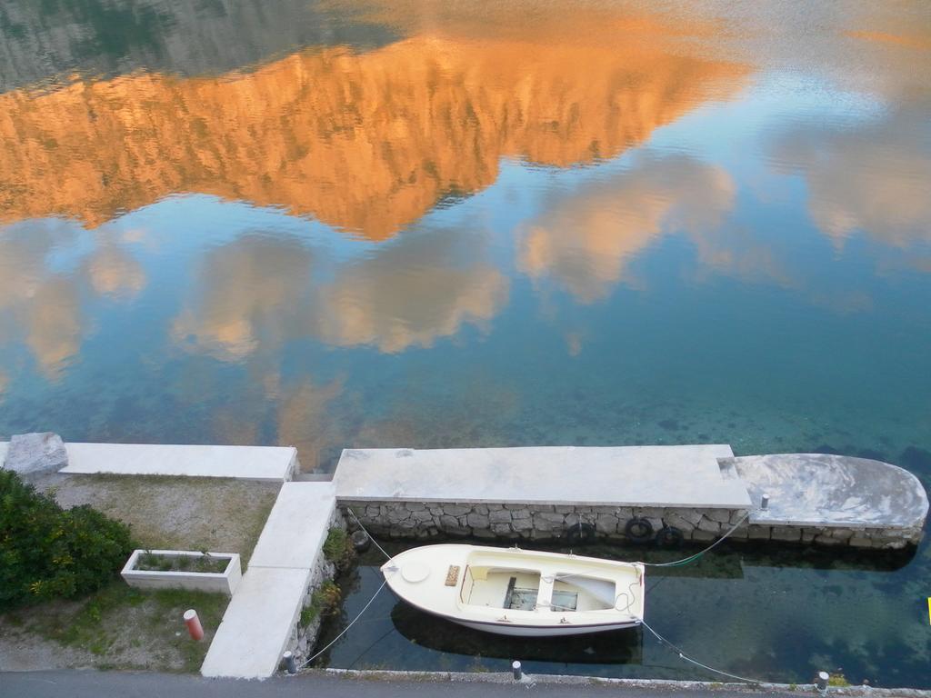 Ribica Apartments Kotor Kültér fotó